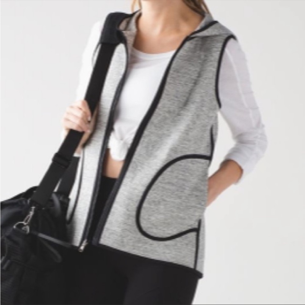 Lululemon insculpt reversible vest